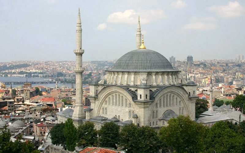 Nuruosmaniye Mosque