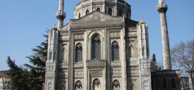 Valide Sultan Mosque